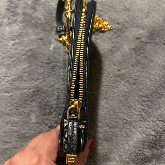 Call’in Dior Phone Holder - Picture 6 of 8